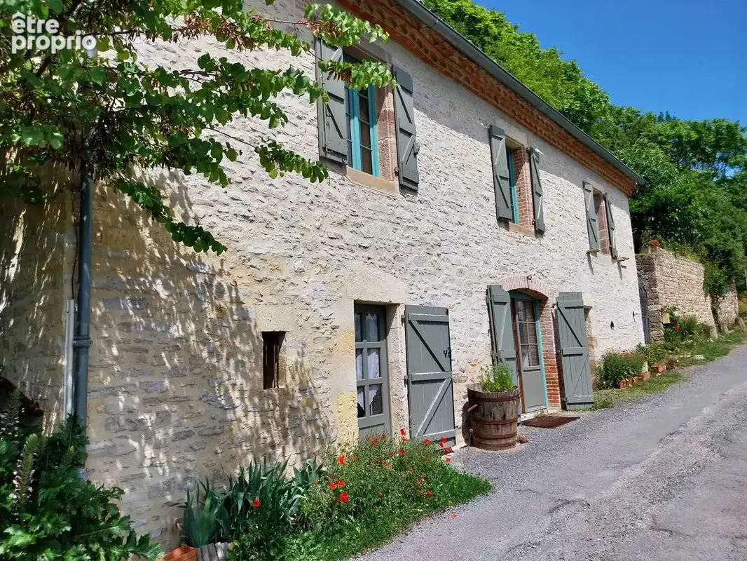 Photo Maison à Cordes-Sur-Ciel au prix de 275 000€