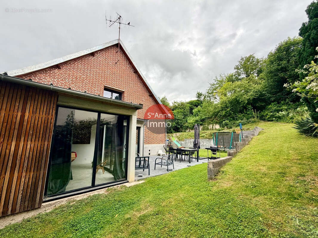 Amiens - maison - 210 m2 - 5 chambres - jardin - garages - photo 22