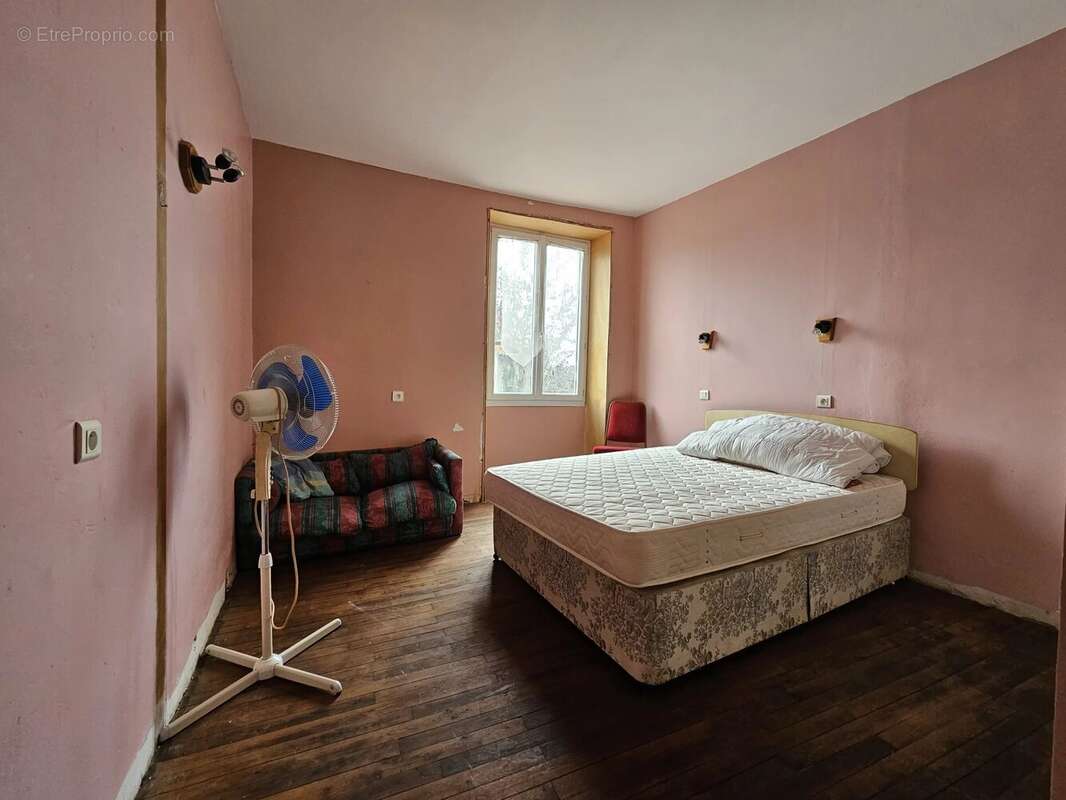 Maison à SAINT-CLAUD