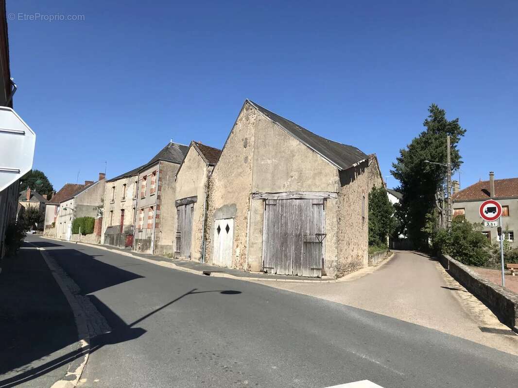 Maison à LOURDOUEIX-SAINT-MICHEL