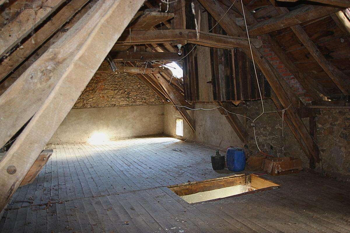 Maison à MONTBAZENS