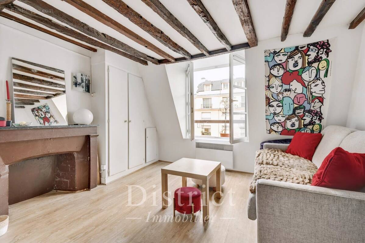 Appartement à PARIS-4E