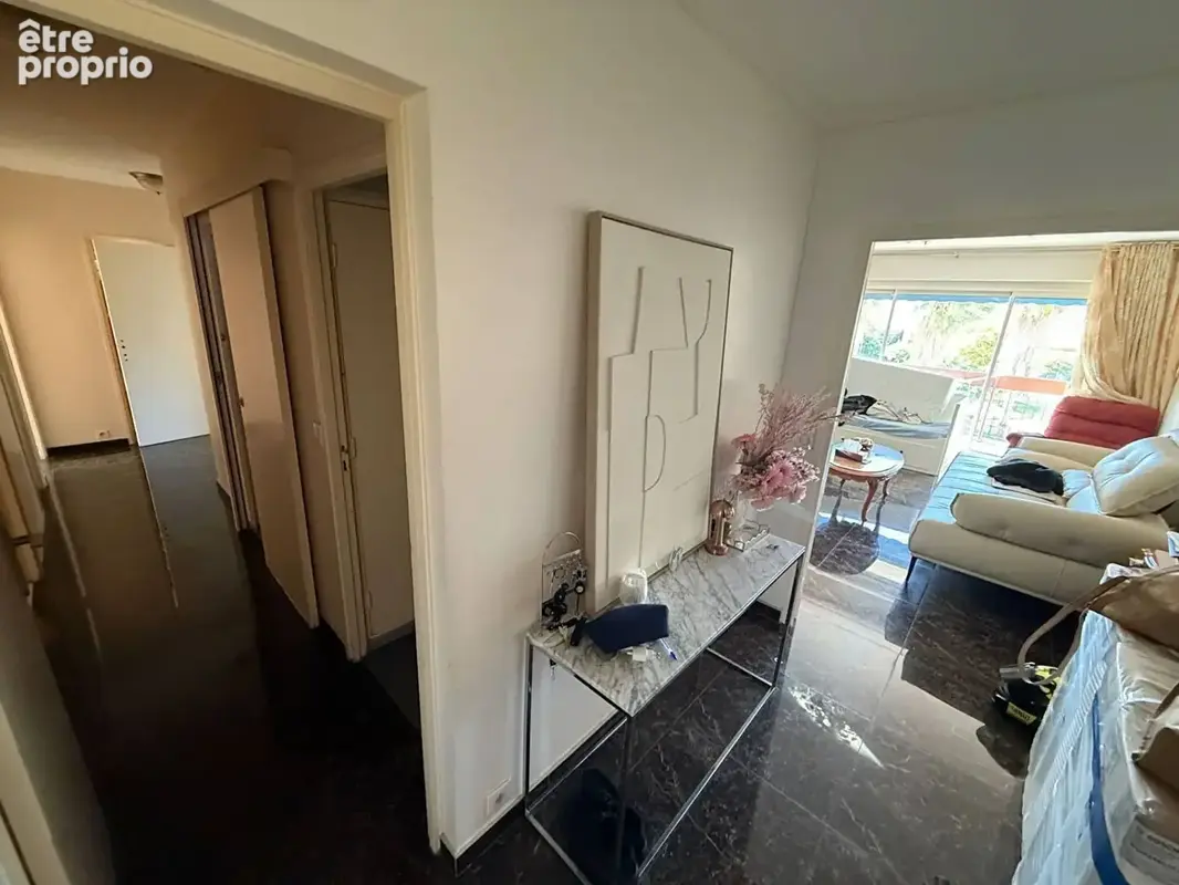 T4 108M2 Standing avec terrasse 15m2 et balcon — a deux pas de Castellane - photo 2