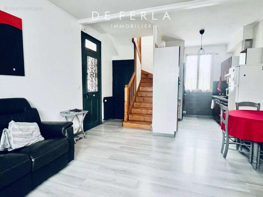 Maison à VILLIERS-SUR-MARNE