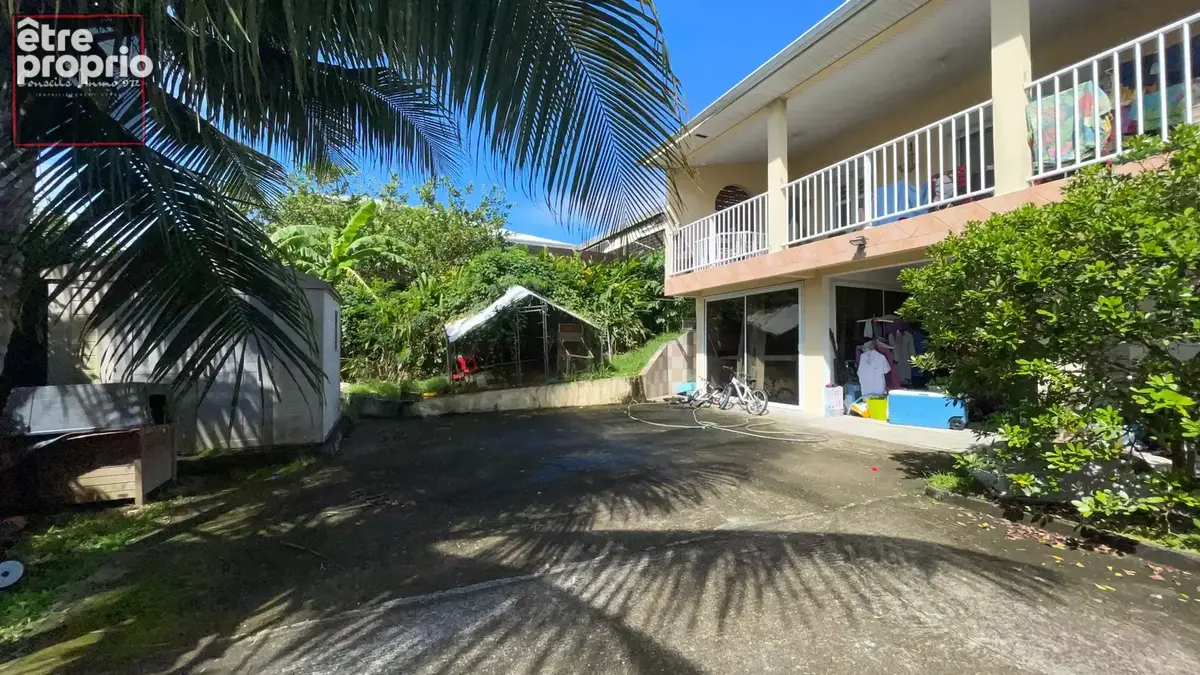 À Vendre : Villa Individuelle F5 (F4+Studio) avec vue mer aux Trois-Ilets (97229) - photo 3