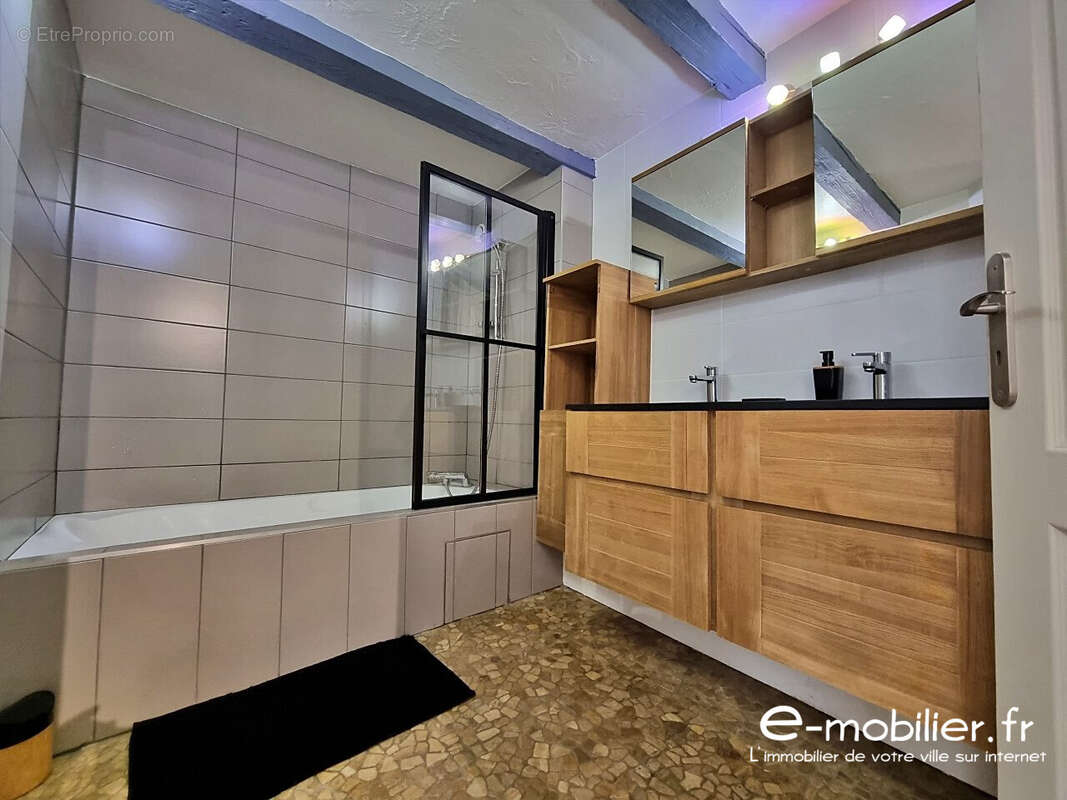 Appartement à MOUTIERS