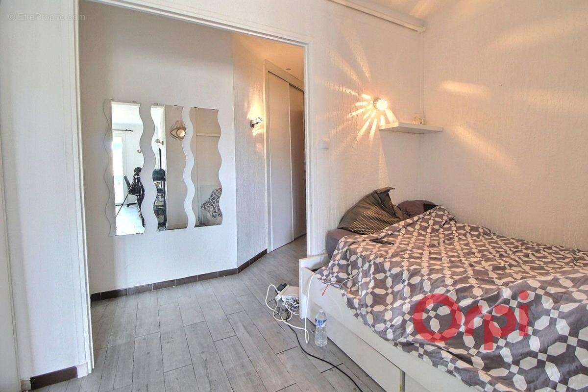 Appartement à MARSEILLE-7E