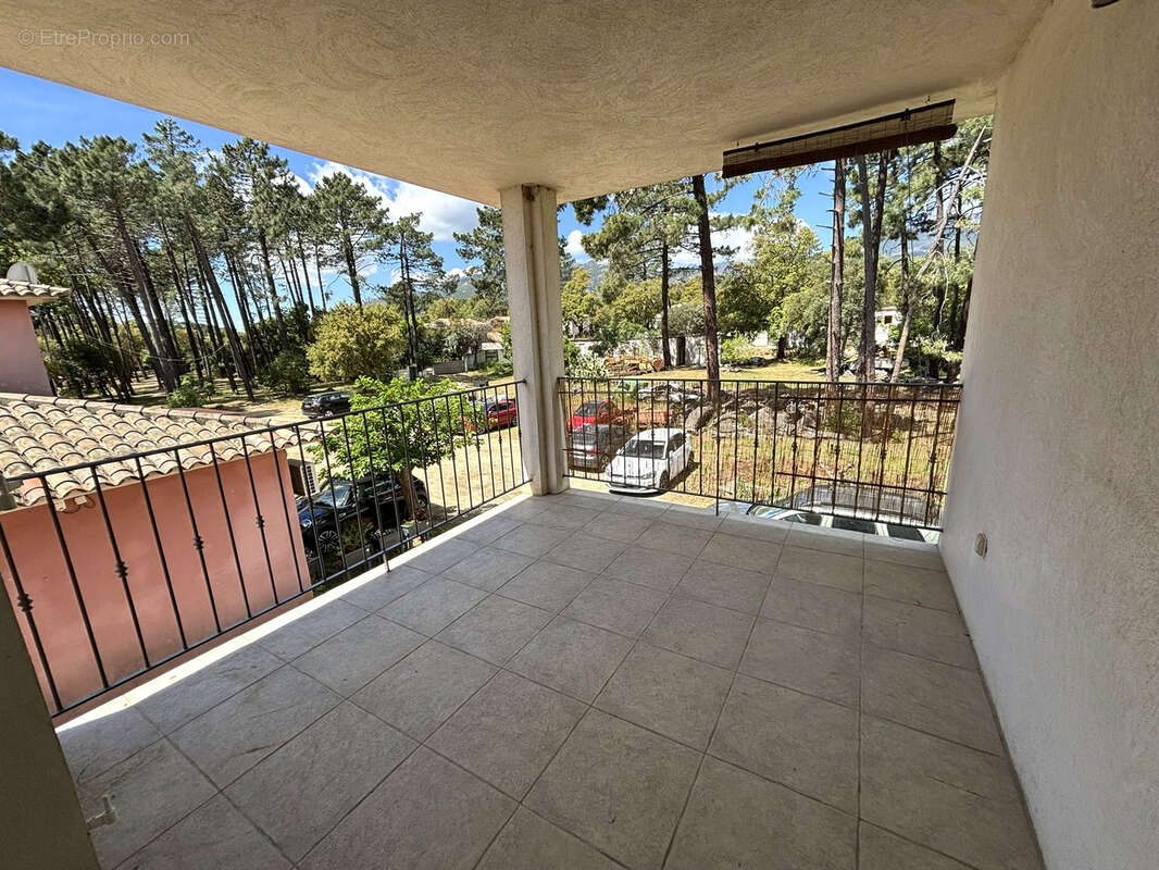 Appartement à LECCI