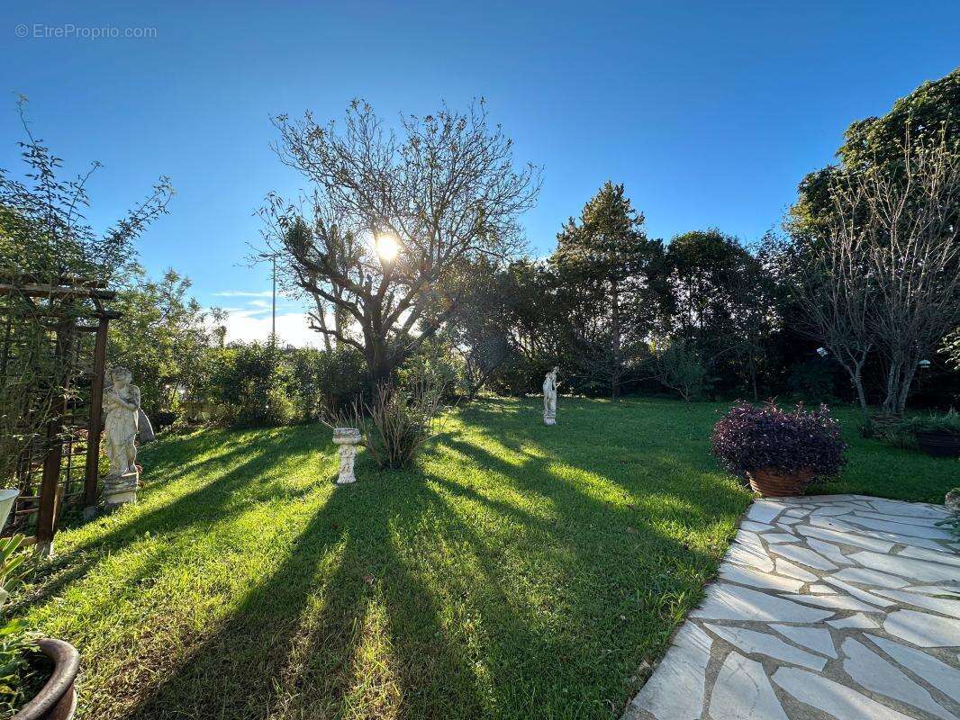 Maison à LA COLLE-SUR-LOUP