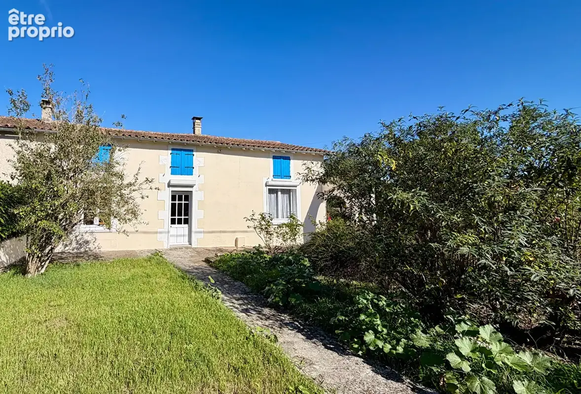 Charmant maison au calme, entre Beauvoir-sur-Niort et Villeneuve-la-Comtesse, grand terrain - photo 1