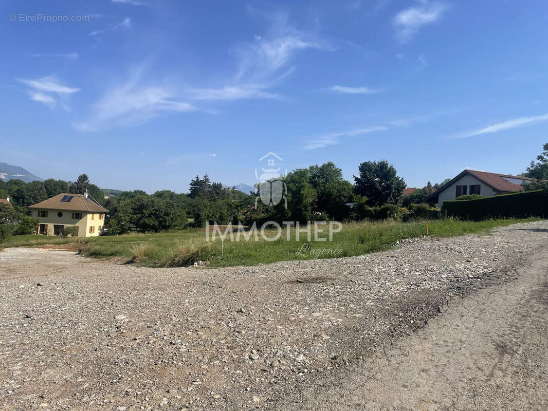 Terrain 827 m² à Jarrie  - photo 8