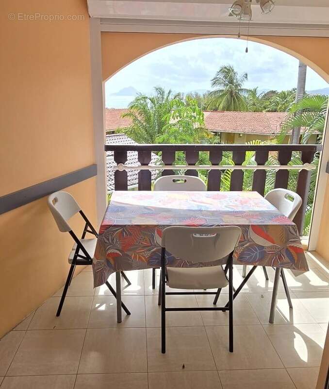 Appartement à SAINTE-ANNE