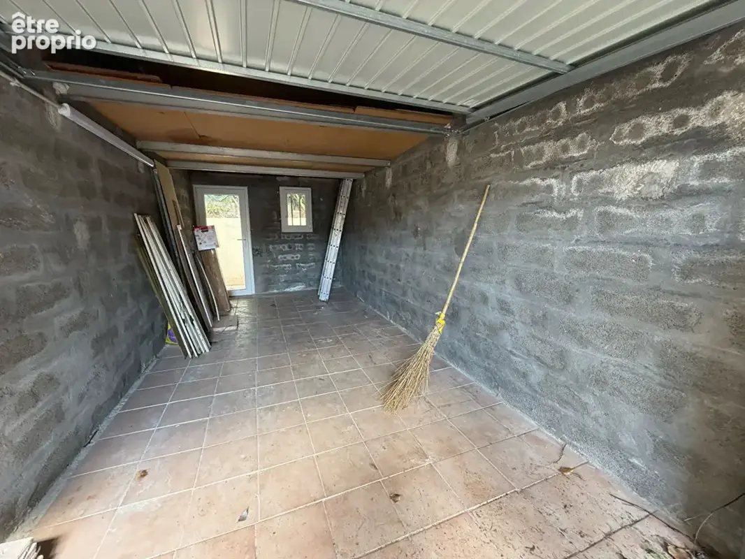 CARROS : Maison 4 pièces avec Garage - photo 13