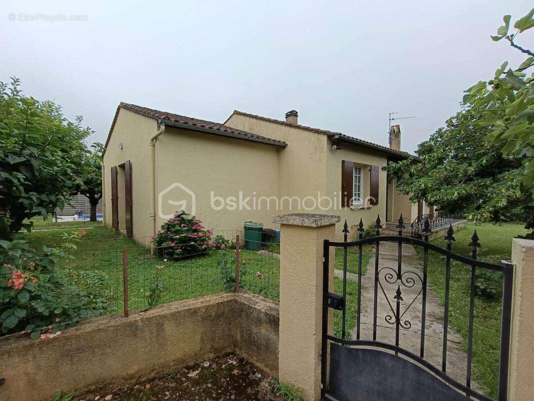 Maison à SIORAC-EN-PERIGORD