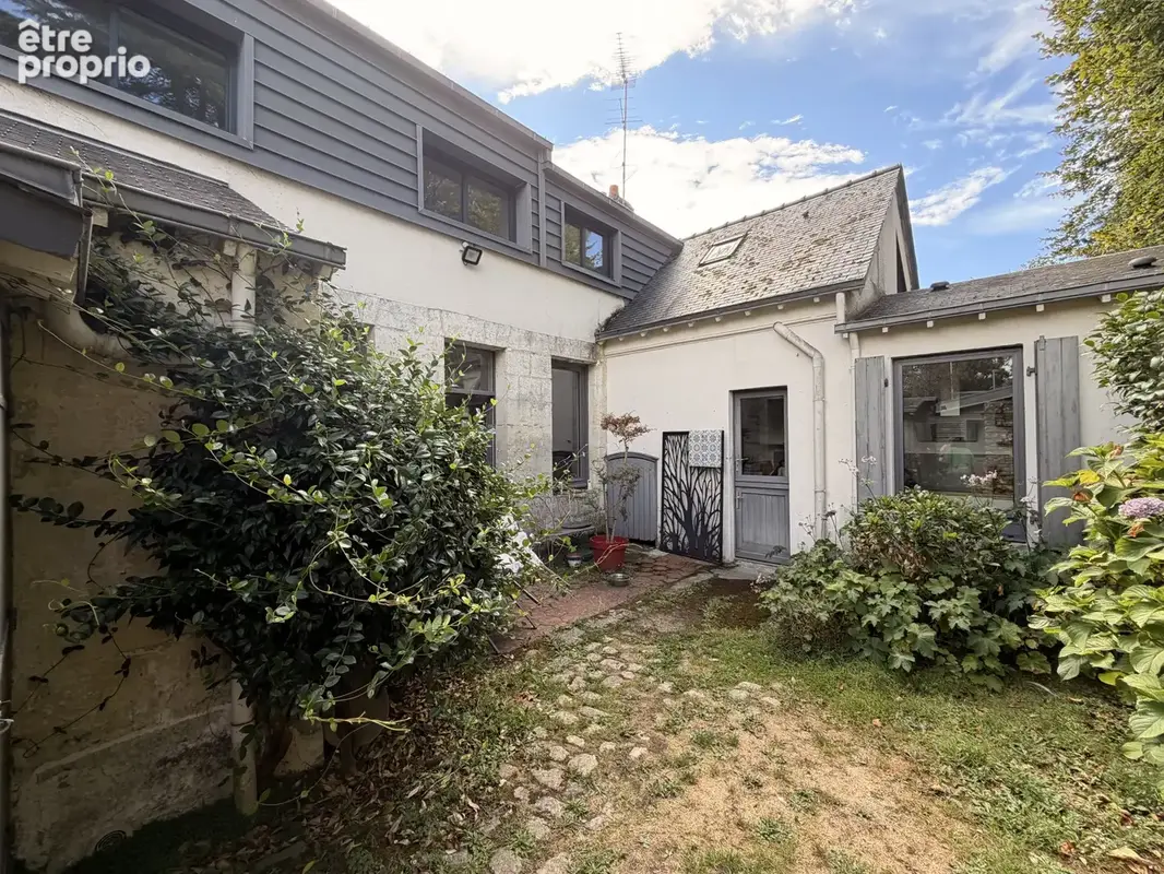 Maison de caractère à vendre à Vannes   Rive gauche du port - photo 2