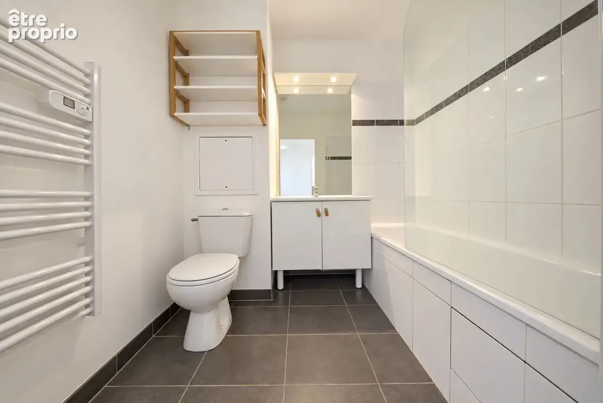 Appartement F2 très bon état - vendu loué. - photo 6