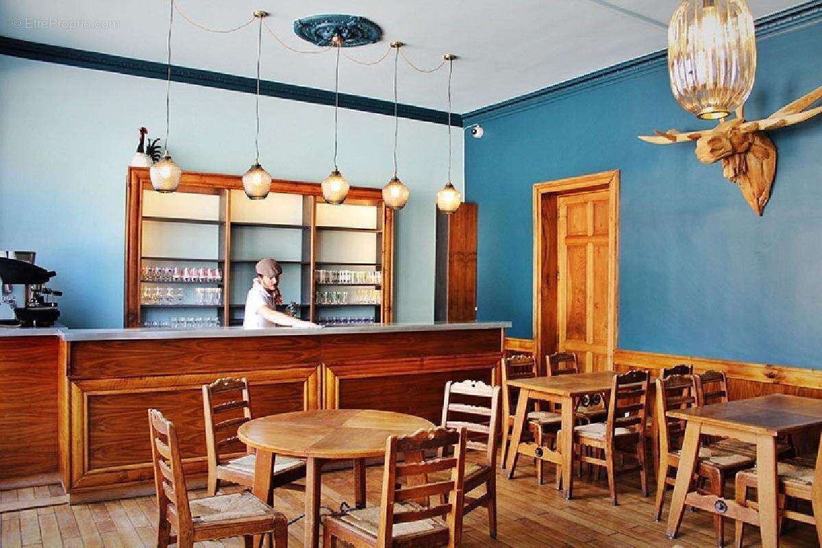 Commerce à LE BOURG-D'OISANS