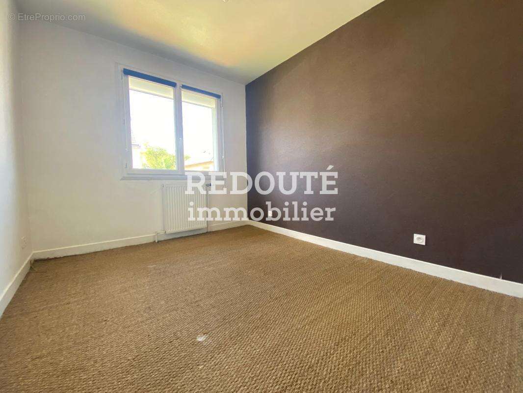 A vendre : maison de 5 pièces – 3 chambres – sous-sol total – jardin - rethel - photo 7