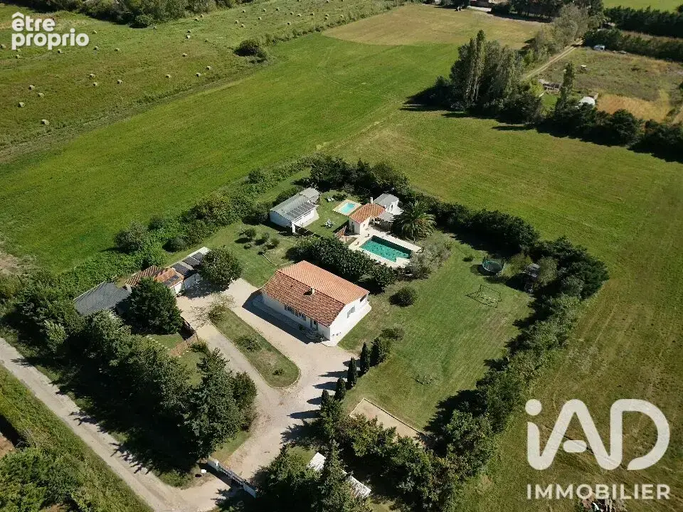 Photo 1 - Maison à BEAURECUEIL