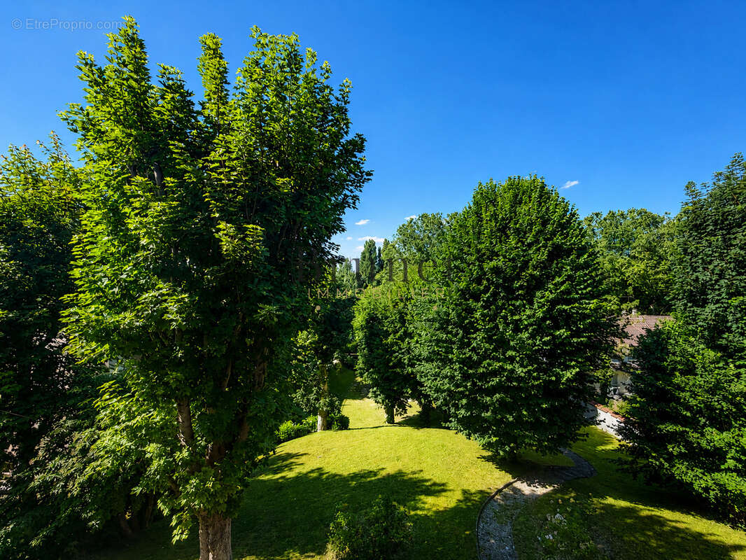 Appartement à SAINT-MAUR-DES-FOSSES