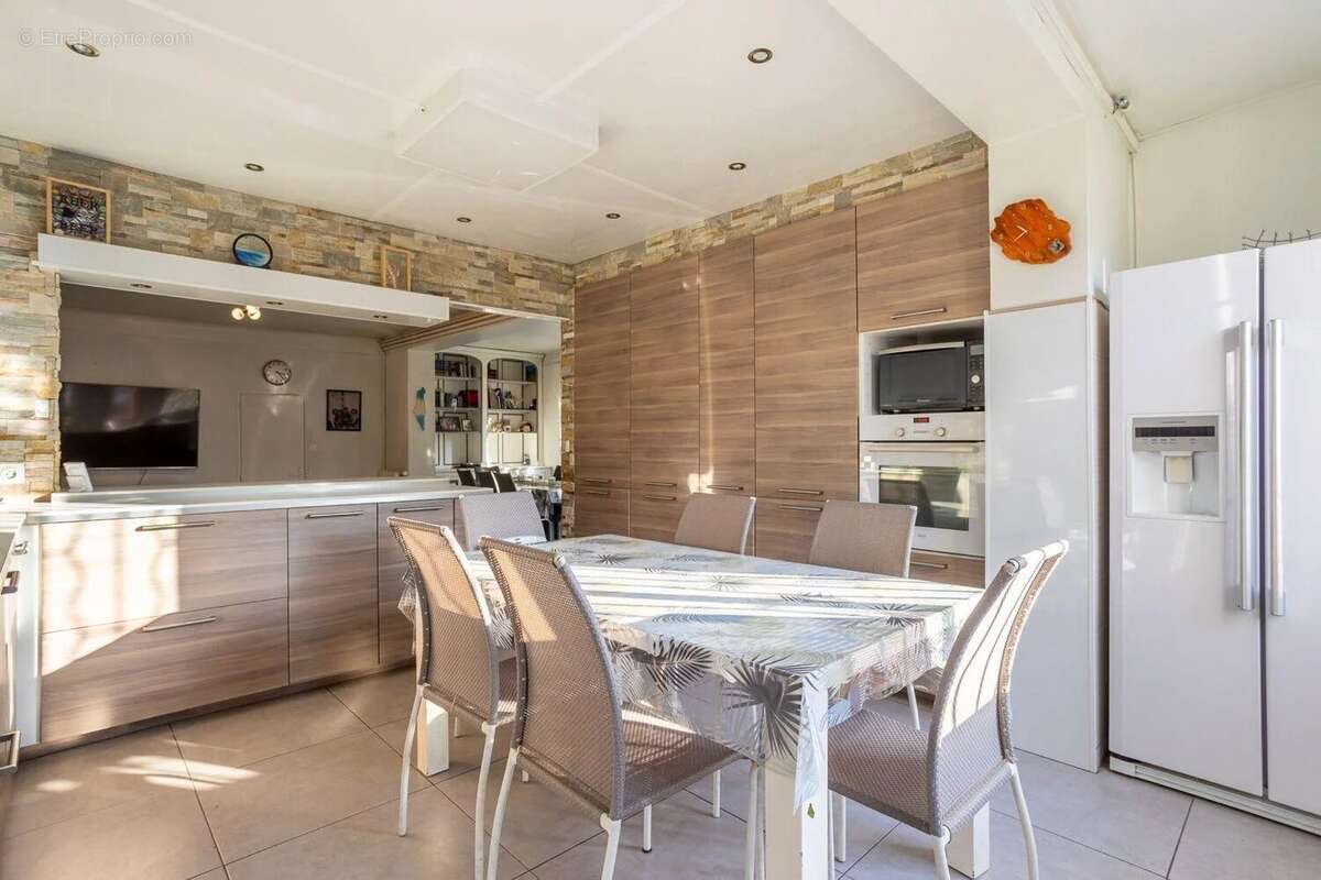 Appartement à MARSEILLE-12E