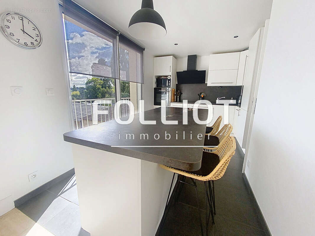 Appartement à FOUGERES