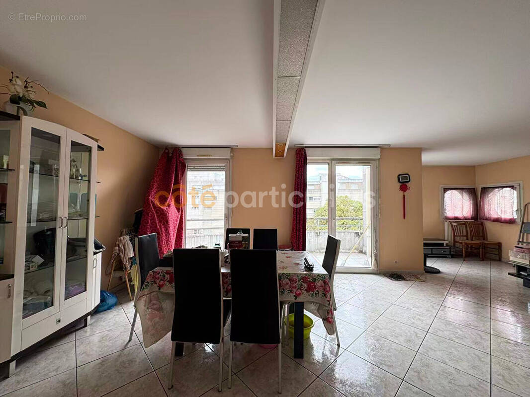 Appartement à BONDY