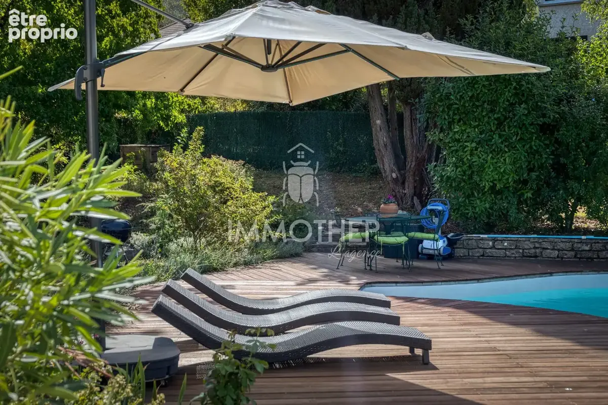 Maison 5 pièces 192 m² à vendre à Vaulnaveys-Le-Haut (38410) - photo 1