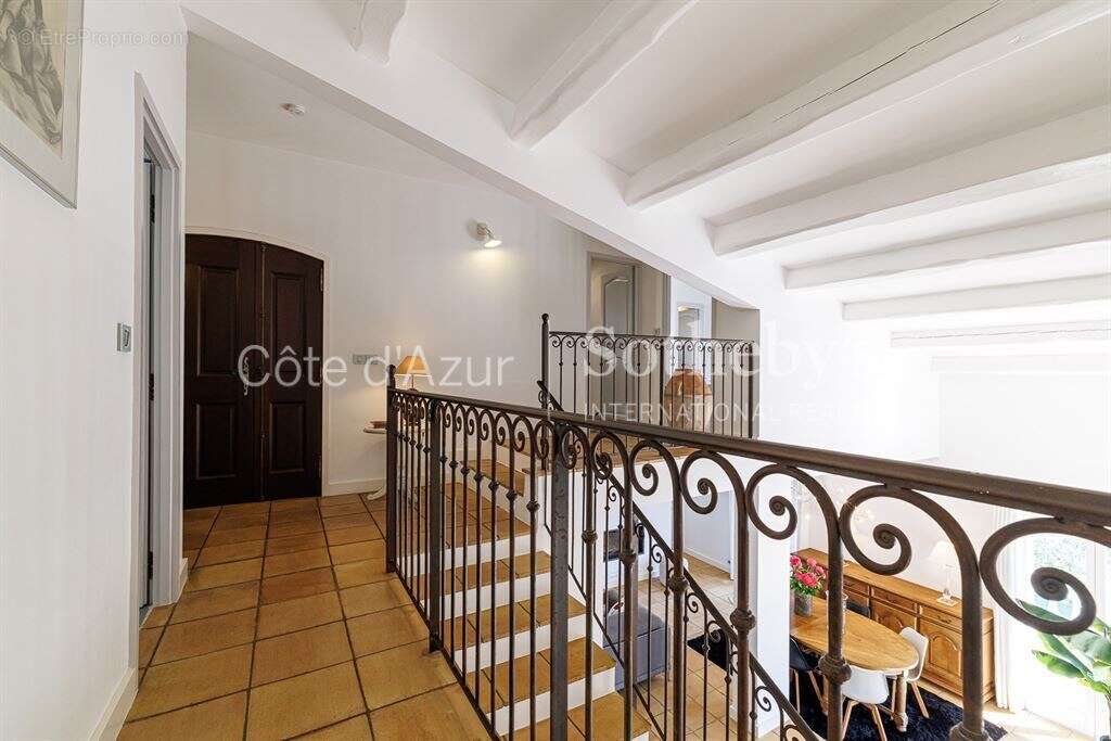 Gattières villa provençale avec vue panoramique, piscine et oliveraie proche Nice - photo 11