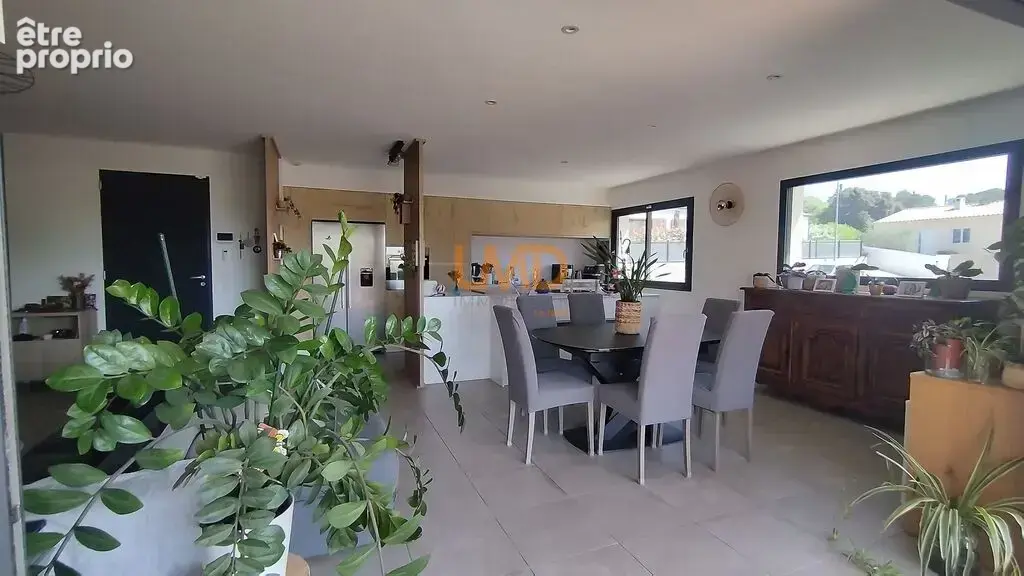 Maison de plain-pied - piscine - au calme - garantie décennale - photo 21