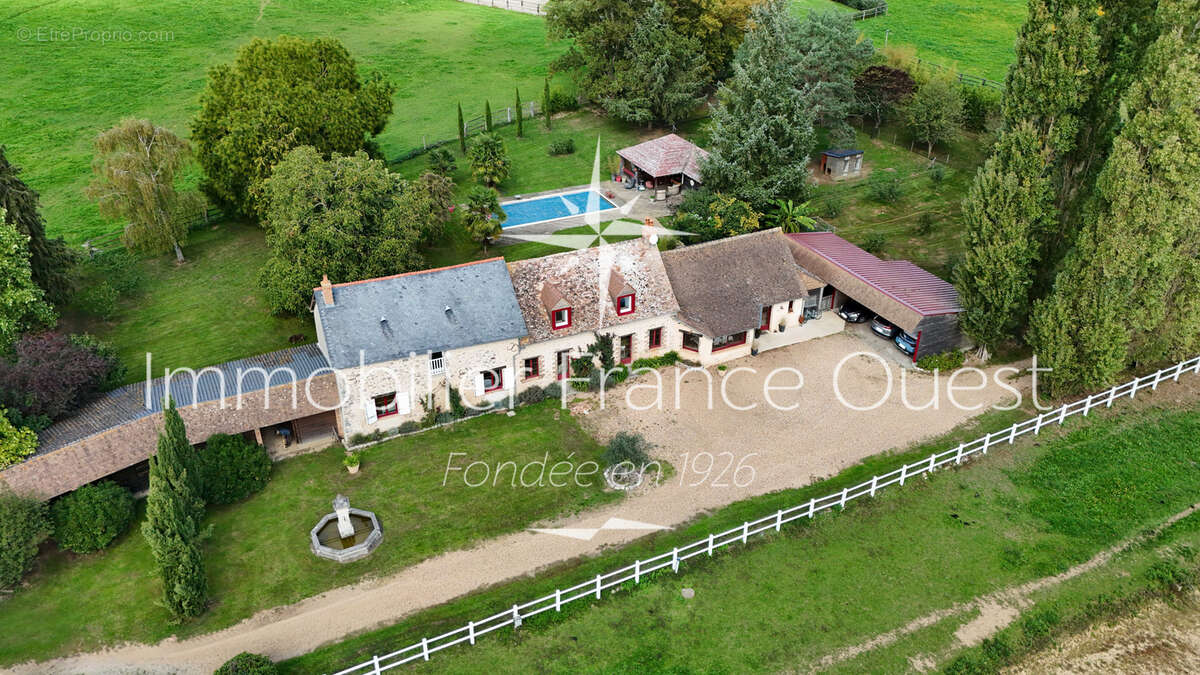 Maison à SABLE-SUR-SARTHE