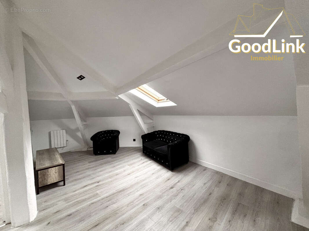 Appartement à AUBERVILLIERS