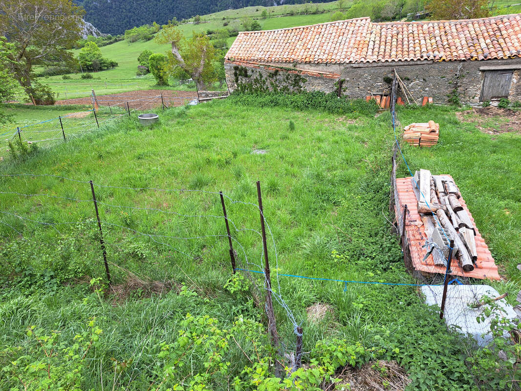 Maison avec vue dégagée et exposition plein SUD, potager et garage non attenants - photo 29