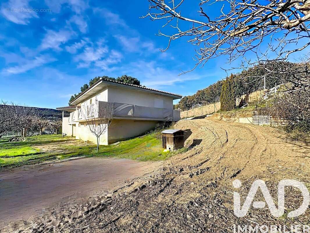 Photo 2 - Maison à ISTRES