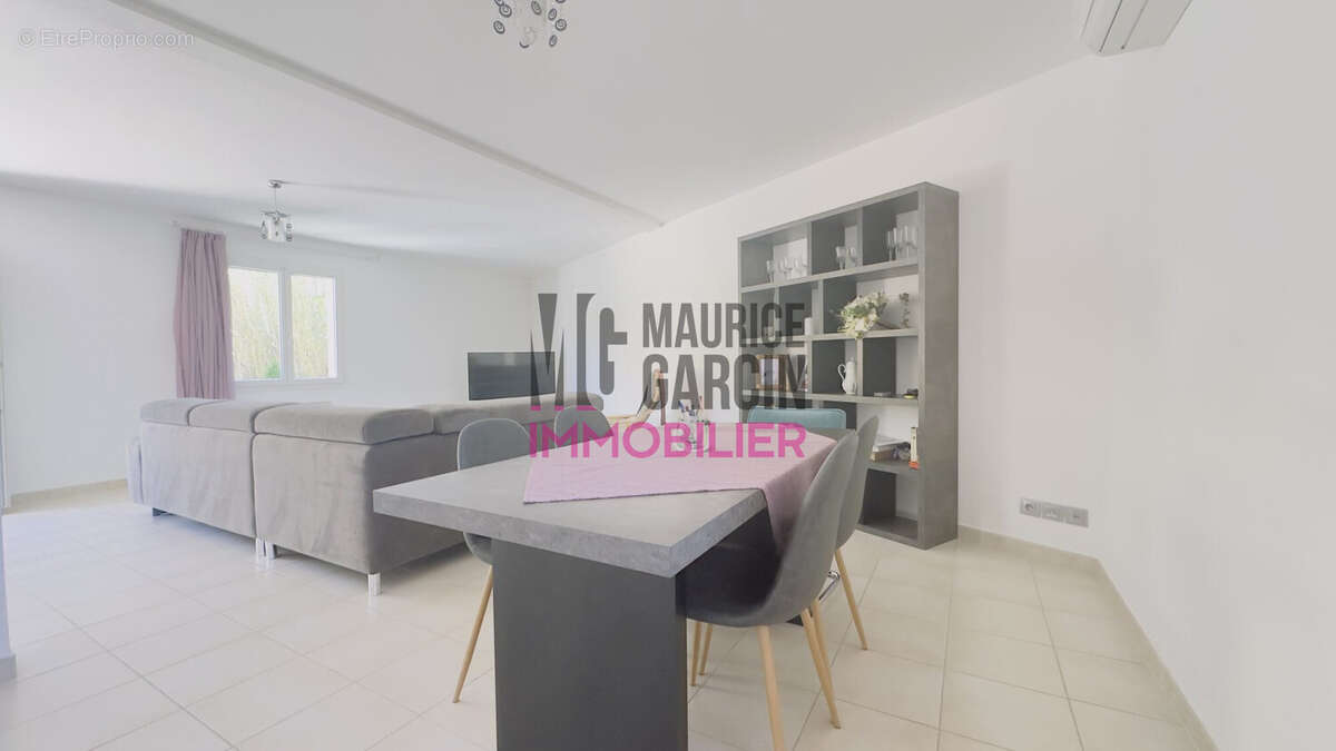 Maison à LORIOL-DU-COMTAT