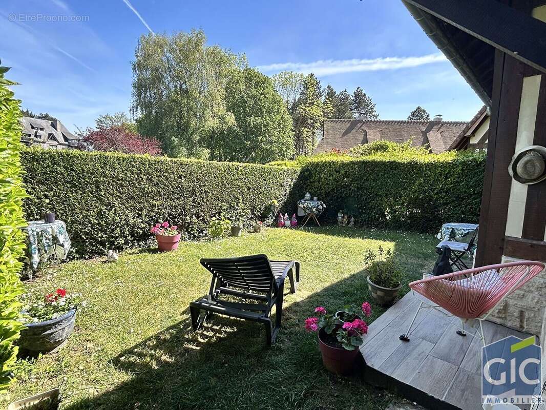 Appartement à TOURGEVILLE