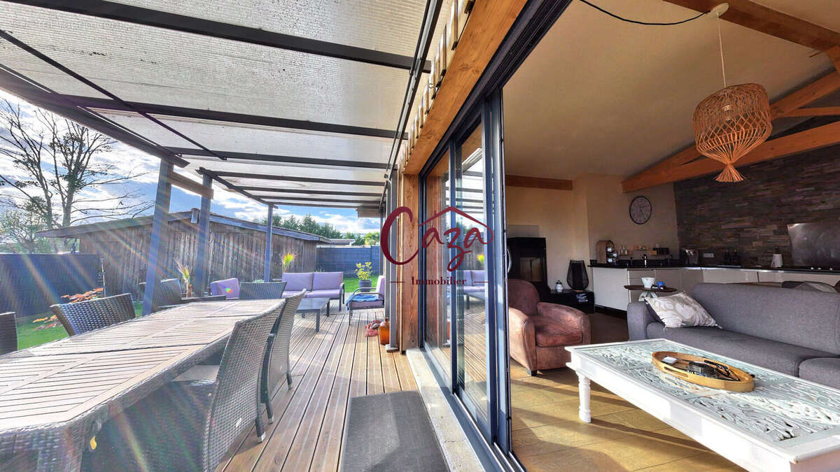 Maison à FARGUES-SAINT-HILAIRE