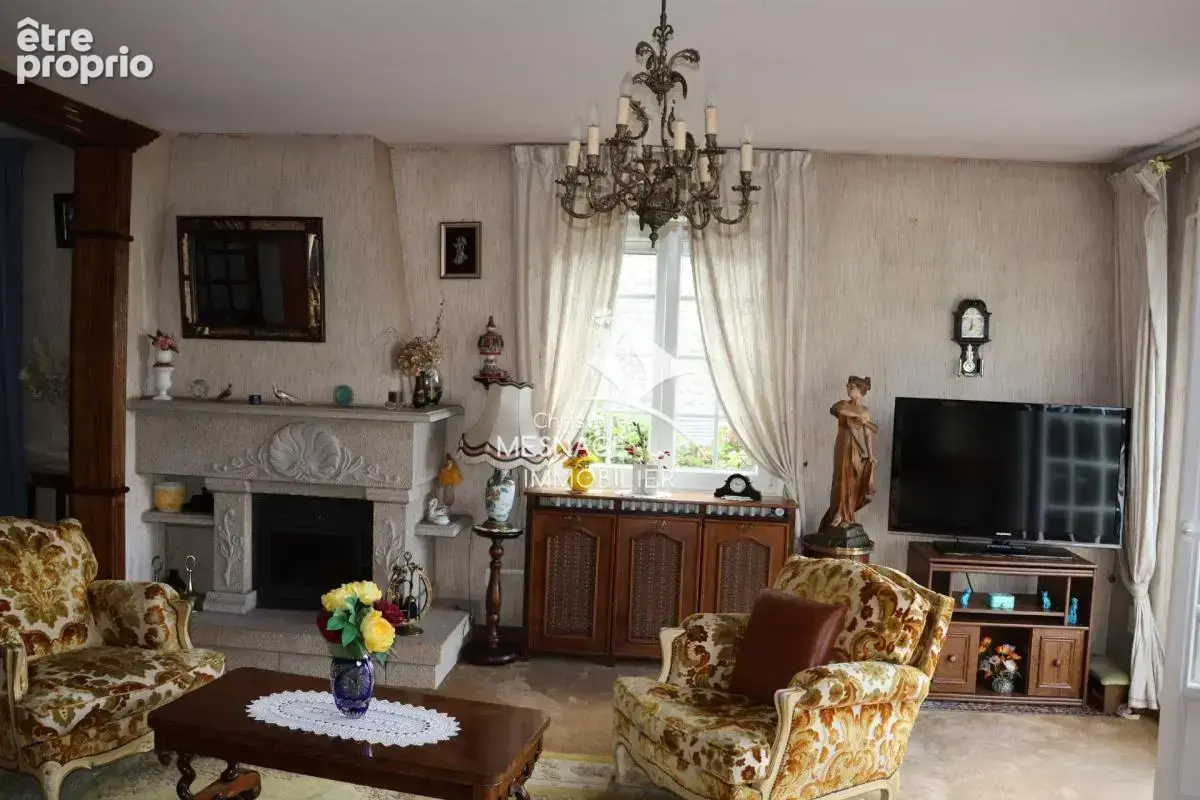 À vendre à l'agence Christelle Mesnage - DINAN centre-ville - photo 8