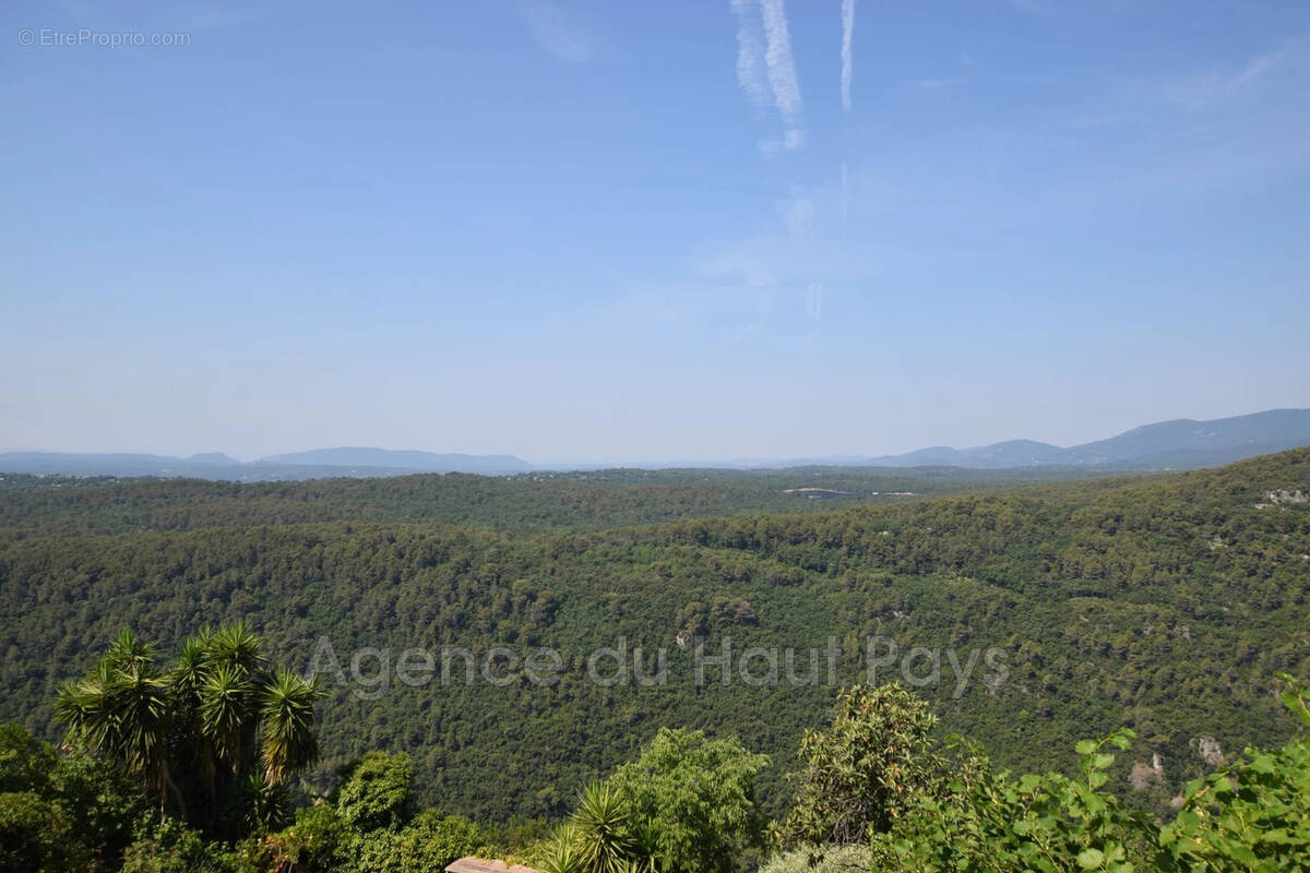Maison 139 m² à Saint-Cezaire-Sur-Siagne  - photo 2