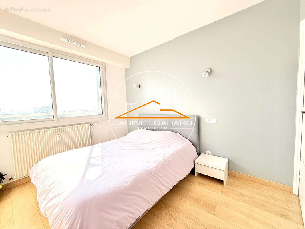 Appartement 100 m² à Angers  - photo 4