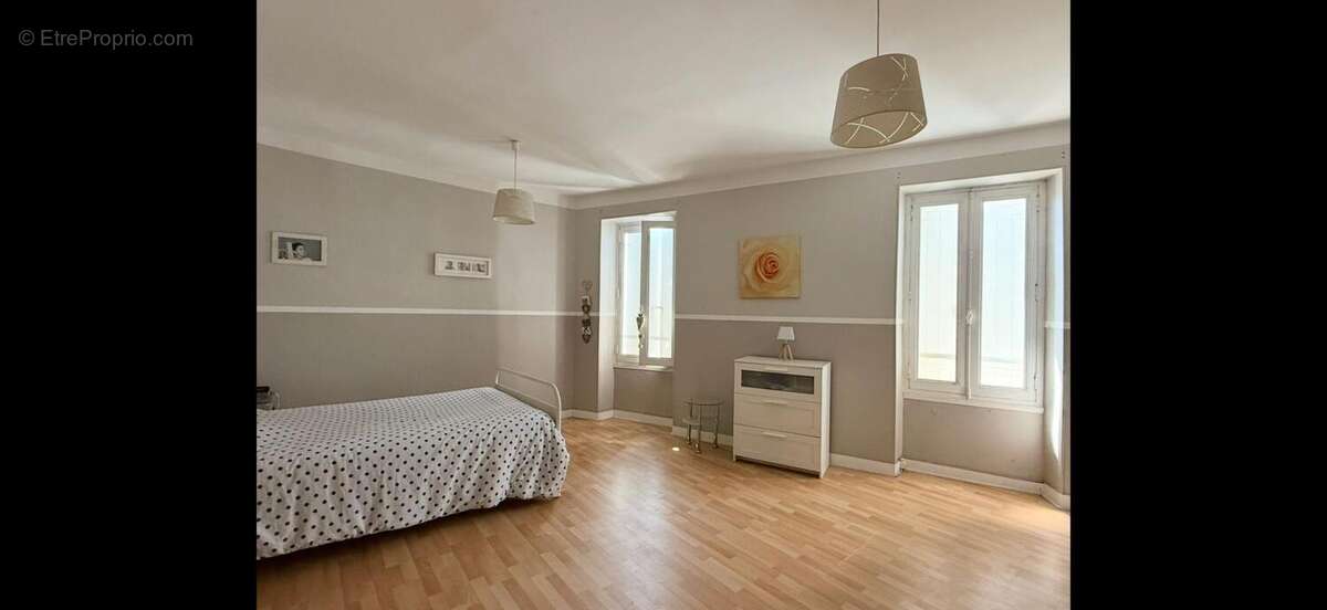 Maison à GIRONDE-SUR-DROPT