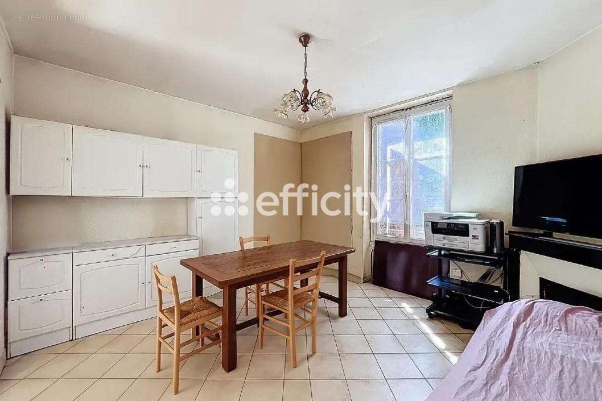 Appartement à LE RAINCY