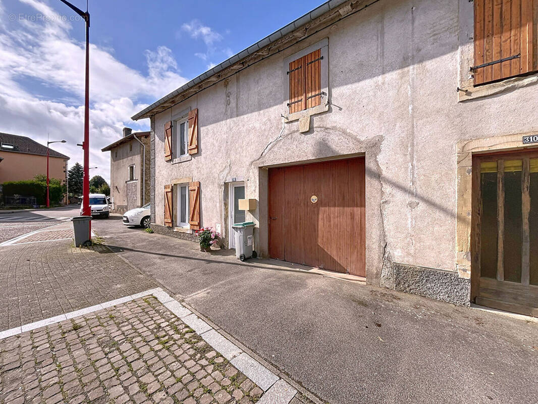 Appartement à DOGNEVILLE