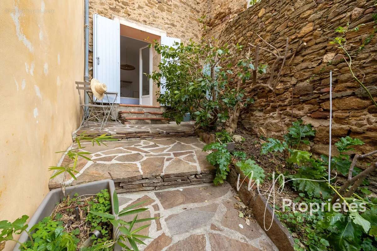 Appartement à BORMES-LES-MIMOSAS