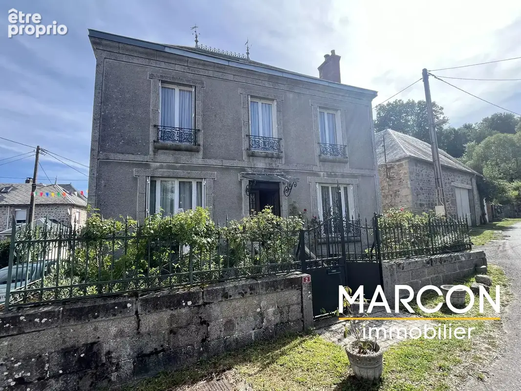 Photo Maison à Magnat-L'etrange au prix de 119 900€
