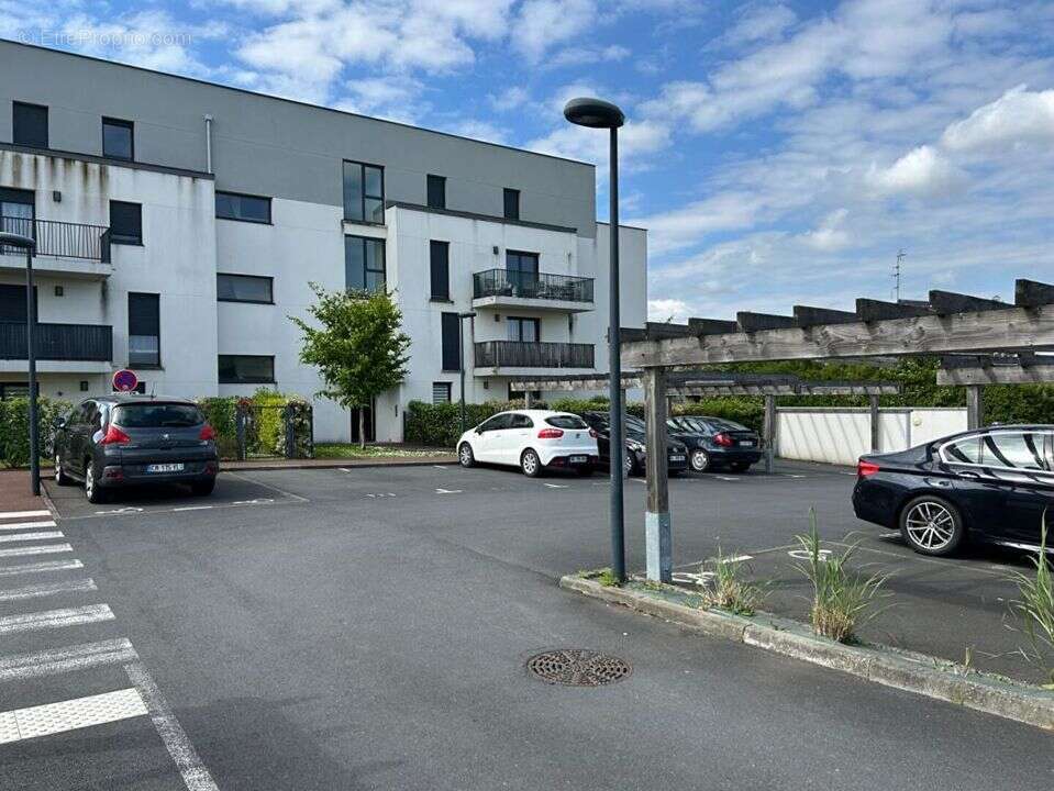Appartement à FLEURY-SUR-ORNE