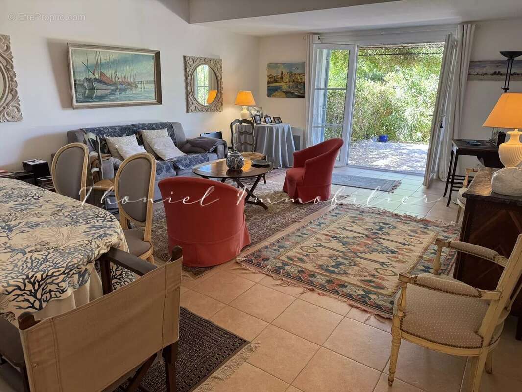 Appartement à GASSIN