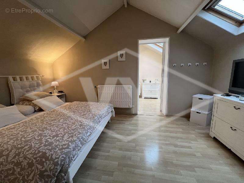 Maison à COMBS-LA-VILLE