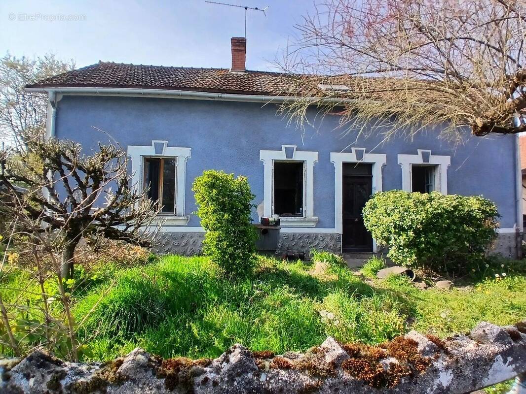 Maison à TOURY-LURCY