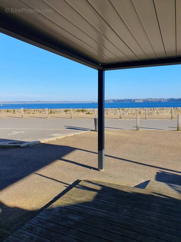 Commerce à CAMARET-SUR-MER